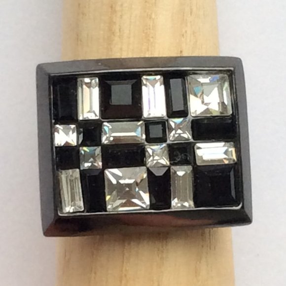 Givenchy Rectangular Crystal Plaid Ring - Picture 1 of 4